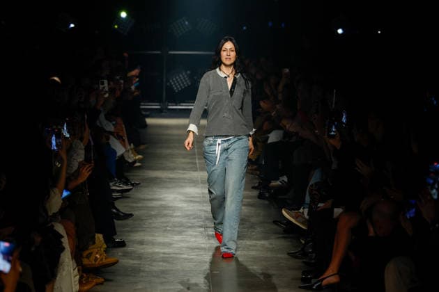 La créatrice de mode Isabel Marant Défilé Isabel Marant Collection Femme Prêt à Porter Automne Hiver 2026 2027 lors de la Fashion Week de Paris PFW , à Paris, France, le 5 mars 2026 Bestimage Fashion designer Isabel Marant Runway during the Isabel Marant Womenswear Fall Winter 2026 2027 show as part of Paris Fashion Week on March 05, 2026 in Paris, France Paris France  Copyright: xAgencex xBestimagexAgencex xBestimagex