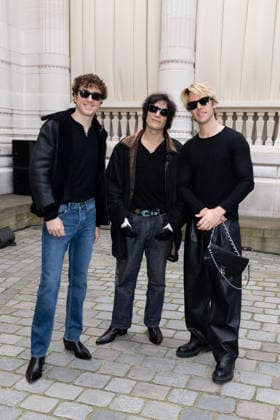 Offenbach Dorian Lux et César de Rummel , Jérémy Kapone au Front Row du défile Zadig Voltaire Zadig Voltaire Collection Prêt à Porter Feminine Automne Hiver 2026 2027 lors de la Fashion Week de Paris PFW , au palais Galliera, à Paris, France, le 9 mars 2026 Jeremy Melloul Bestimage Front Row at the Zadig Voltaire Zadig Voltaire Fashion Show Ready to Wear Collection Fall Winter 2026 2027 during Paris Fashion Week on March 09, 2026 Paris France  Copyright: xJeremyxMelloulx xBestimagexJeremyxMelloulx xBestimagex