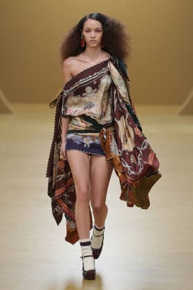 PFW - Zimmermann Runway A model walks the runway during the Zimmermann Womenswear Fall Winter 2026-2027 show as part of Paris Fashion Week on March 9, 2026 in Paris, France. Photo by Alain Gil Gonzalez ABACAPRESS.COM Paris France  Copyright: xGonzalezxAlain-Gil ABACAx