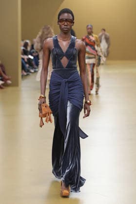 PFW - Zimmermann Runway A model walks the runway during the Zimmermann Womenswear Fall Winter 2026-2027 show as part of Paris Fashion Week on March 9, 2026 in Paris, France. Photo by Alain Gil Gonzalez ABACAPRESS.COM Paris France  Copyright: xGonzalezxAlain-Gil ABACAx