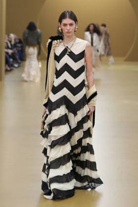PFW - Zimmermann Runway A model walks the runway during the Zimmermann Womenswear Fall Winter 2026-2027 show as part of Paris Fashion Week on March 9, 2026 in Paris, France. Photo by Alain Gil Gonzalez ABACAPRESS.COM Paris France  Copyright: xGonzalezxAlain-Gil ABACAx