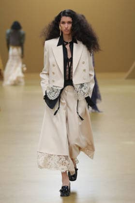 PFW - Zimmermann Runway A model walks the runway during the Zimmermann Womenswear Fall Winter 2026-2027 show as part of Paris Fashion Week on March 9, 2026 in Paris, France. Photo by Alain Gil Gonzalez ABACAPRESS.COM Paris France  Copyright: xGonzalezxAlain-Gil ABACAx
