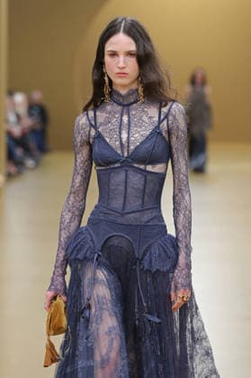 PFW - Zimmermann Runway A model walks the runway during the Zimmermann Womenswear Fall Winter 2026-2027 show as part of Paris Fashion Week on March 9, 2026 in Paris, France. Photo by Alain Gil Gonzalez ABACAPRESS.COM Paris France  Copyright: xGonzalezxAlain-Gil ABACAx