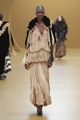 PFW - Zimmermann Runway A model walks the runway during the Zimmermann Womenswear Fall Winter 2026-2027 show as part of Paris Fashion Week on March 9, 2026 in Paris, France. Photo by Alain Gil Gonzalez ABACAPRESS.COM Paris France  Copyright: xGonzalezxAlain-Gil ABACAx