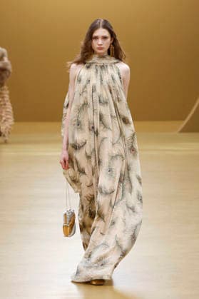 PFW - Zimmermann Runway A model walks the runway during the Zimmermann Womenswear Fall Winter 2026-2027 show as part of Paris Fashion Week on March 9, 2026 in Paris, France. Photo by Alain Gil Gonzalez ABACAPRESS.COM Paris France  Copyright: xGonzalezxAlain-Gil ABACAx