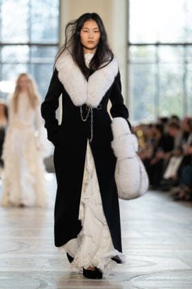 PFW - Gabriela Hearst Runway LZ A model walks the runway during the Gabriela Hearst Winter 2026-2027 show as part of Paris Fashion Week on March 09, 2026 at Petit Palais in Paris, France. Photo by Laurent Zabulon ABACAPRESS.COM  Copyright: xZabulonxLaurent ABACAx