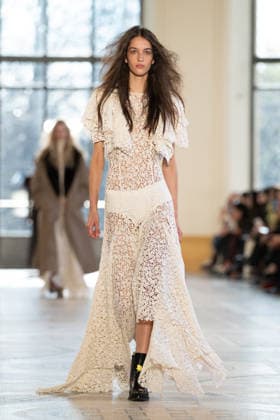 PFW - Gabriela Hearst Runway LZ A model walks the runway during the Gabriela Hearst Winter 2026-2027 show as part of Paris Fashion Week on March 09, 2026 at Petit Palais in Paris, France. Photo by Laurent Zabulon ABACAPRESS.COM  Copyright: xZabulonxLaurent ABACAx