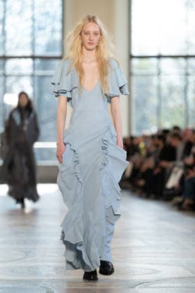 PFW - Gabriela Hearst Runway LZ A model walks the runway during the Gabriela Hearst Winter 2026-2027 show as part of Paris Fashion Week on March 09, 2026 at Petit Palais in Paris, France. Photo by Laurent Zabulon ABACAPRESS.COM  Copyright: xZabulonxLaurent ABACAx