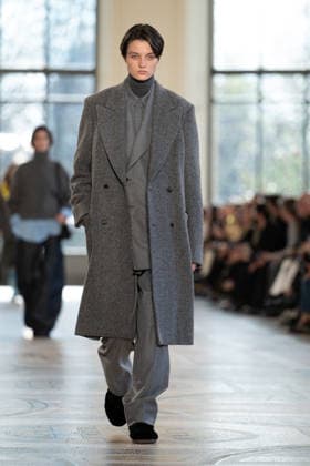 PFW - Gabriela Hearst Runway LZ A model walks the runway during the Gabriela Hearst Winter 2026-2027 show as part of Paris Fashion Week on March 09, 2026 at Petit Palais in Paris, France. Photo by Laurent Zabulon ABACAPRESS.COM  Copyright: xZabulonxLaurent ABACAx