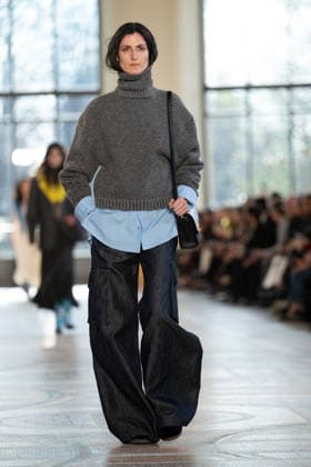 PFW - Gabriela Hearst Runway LZ A model walks the runway during the Gabriela Hearst Winter 2026-2027 show as part of Paris Fashion Week on March 09, 2026 at Petit Palais in Paris, France. Photo by Laurent Zabulon ABACAPRESS.COM  Copyright: xZabulonxLaurent ABACAx