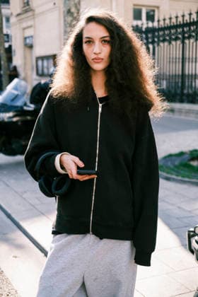 Celebrities at Paris Fashion Week on March 9 Lily Vander Meeden Paris Fashion Week PAP AW26 Zimmermann 453917 2026 03 09 Paris France  Copyright: xJean-BaptistexSoulliatx xStarfacex STAR_453917_027