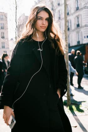 Celebrities at Paris Fashion Week March 9 Paris Fashion Week PAP AW26 Zimmermann 453917 2026 03 09 Paris France  Copyright: xJean-BaptistexSoulliatx xStarfacex STAR_453917_049