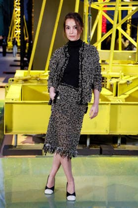 Manon Clavel at the photocall of the Chanel Womens Ready to Wear Fall Winter 2026 2027 show during Paris Fashion Week PFW at the Grand Palais, Paris, France, March 9, 2026 Olivier Borde Bestimage Photocell at the Chanel Fashion Show Ready to Wear Collection Fall Winter 2026 2027 during Paris Fashion Week on March 09, 2026 Paris France  Copyright: xOLIVIERxBORDEx xBESTIMAGExOLIVIERxBORDEx xBESTIMAGEx