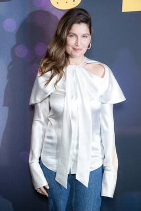 Crime Du 3eme Etage Premiere - Paris Laetitia Casta attends the photocall for the premiere of Crime Du 3eme Etage held at the Pathe Wepler in Paris, France on March 9, 2026. Photo by David Boyer ABACAPRESS.COM Paris France  Copyright: xBoyerxDavid ABACAx
