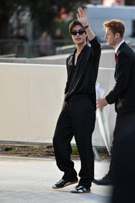 PFW Chanel Outside Arrivals Gemini arriving at the Chanel show during Fashion Week in Paris, France on March 9, 2026. Photo by Julien Reynaud APS-Medias ABACAPRESS.COM Paris France  Copyright: xReynaudxJulien APS-Medias ABACAx