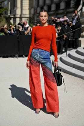 PFW Gabriela Hearst Outside Arrivals Toni Garrn arriving at the Gabriela Hearst show during Fashion Week in Paris, France on March 9, 2026. Photo by Julien Reynaud APS-Medias ABACAPRESS.COM Paris France  Copyright: xReynaudxJulien APS-Medias ABACAx