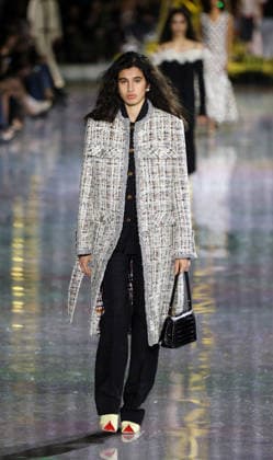 Chanel - Runway Paris Fashion Week - Womenswear Fall Winter 2026-2027 Chanel - Runway Paris Fashion Week - Womenswear Fall Winter 2026-2027  Copyright: xDKRx
