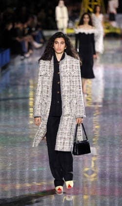 Chanel - Runway Paris Fashion Week - Womenswear Fall Winter 2026-2027 Chanel - Runway Paris Fashion Week - Womenswear Fall Winter 2026-2027  Copyright: xDKRx