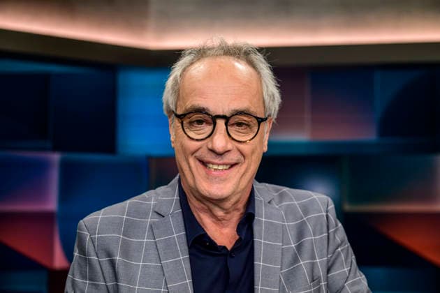 GER, Berlin, tough but fair Ð political talk show, TV, format, with host Louis Klamroth, Das Erste, pictured from left Christian Rach Top chef and podcaster ÒDreimal freie MeinungÓ Three Times Free Opinion , March 9, 2026 Copyright: HMBxMedia UwexKoch