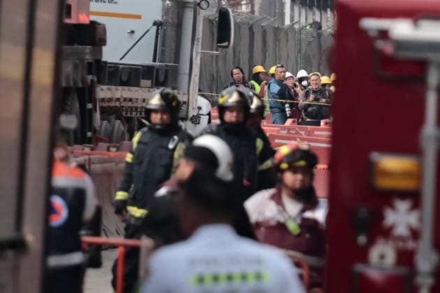 March 9, 2026, Mexico City, Cdmx, Mexico: A building damaged in the 2017 earthquake collapsed suddenly on Tlalpan Avenue in Mexico City. This building was used to handle labor disputes related to wrongful termination, among other government procedures. Confirmed reports indicate that two people were rescued, one alive and one deceased, but two more remain trapped. Rescue teams from all levels are on site working with canine units. Mexico City Mexico  - ZUMAp204 20260309_zip_p204_024 Copyright: xJosuexPerezx
