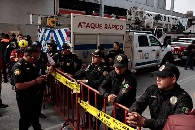 March 9, 2026, Mexico City, Cdmx, Mexico: A building damaged in the 2017 earthquake collapsed suddenly on Tlalpan Avenue in Mexico City. This building was used to handle labor disputes related to wrongful termination, among other government procedures. Confirmed reports indicate that two people were rescued, one alive and one deceased, but two more remain trapped. Rescue teams from all levels are on site working with canine units. Mexico City Mexico - ZUMAp204 20260309_zip_p204_045 Copyright: xJosuexPerezx