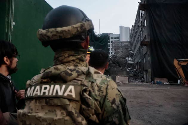 March 9, 2026, Mexico City, Cdmx, Mexico: A building damaged in the 2017 earthquake collapsed suddenly on Tlalpan Avenue in Mexico City. This building was used to handle labor disputes related to wrongful termination, among other government procedures. Confirmed reports indicate that two people were rescued, one alive and one deceased, but two more remain trapped. Rescue teams from all levels are on site working with canine units. Mexico City Mexico  - ZUMAp204 20260309_zip_p204_074 Copyright: xJosuexPerezx