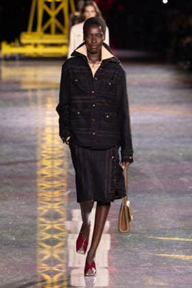 PFW - Chanel Runway LZ Awar Odhiang walks the runway during the Chanel Winter 2026-2027 show as part of Paris Fashion Week on March 09, 2026 at Grand Palais in Paris, France. Photo by Laurent Zabulon ABACAPRESS.COM Paris  Copyright: xZabulonxLaurent ABACAx