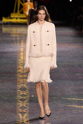 PFW - Chanel Runway LZ A model walks the runway during the Chanel Winter 2026-2027 show as part of Paris Fashion Week on March 09, 2026 at Grand Palais in Paris, France. Photo by Laurent Zabulon ABACAPRESS.COM  Copyright: xZabulonxLaurent ABACAx