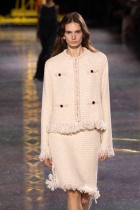 PFW - Chanel Runway LZ A model walks the runway during the Chanel Winter 2026-2027 show as part of Paris Fashion Week on March 09, 2026 at Grand Palais in Paris, France. Photo by Laurent Zabulon ABACAPRESS.COM  Copyright: xZabulonxLaurent ABACAx