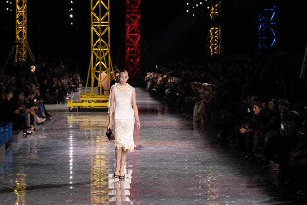 PFW - Chanel Runway LZ Alex Consani walks the runway during the Chanel Winter 2026-2027 show as part of Paris Fashion Week on March 09, 2026 at Grand Palais in Paris, France. Photo by Laurent Zabulon ABACAPRESS.COM Paris  Copyright: xZabulonxLaurent ABACAx