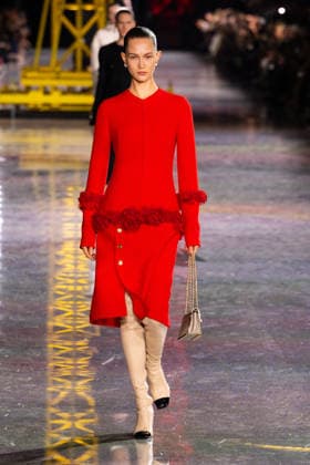 PFW - Chanel Runway LZ Vika Evseeva walks the runway during the Chanel Winter 2026-2027 show as part of Paris Fashion Week on March 09, 2026 at Grand Palais in Paris, France. Photo by Laurent Zabulon ABACAPRESS.COM Paris  Copyright: xZabulonxLaurent ABACAx