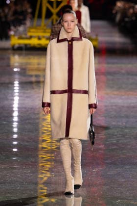 PFW - Chanel Runway LZ A model walks the runway during the Chanel Winter 2026-2027 show as part of Paris Fashion Week on March 09, 2026 at Grand Palais in Paris, France. Photo by Laurent Zabulon ABACAPRESS.COM  Copyright: xZabulonxLaurent ABACAx