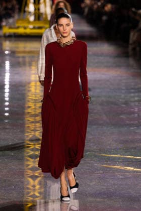 PFW - Chanel Runway LZ A model walks the runway during the Chanel Winter 2026-2027 show as part of Paris Fashion Week on March 09, 2026 at Grand Palais in Paris, France. Photo by Laurent Zabulon ABACAPRESS.COM  Copyright: xZabulonxLaurent ABACAx