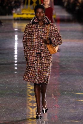 PFW - Chanel Runway LZ A model walks the runway during the Chanel Winter 2026-2027 show as part of Paris Fashion Week on March 09, 2026 at Grand Palais in Paris, France. Photo by Laurent Zabulon ABACAPRESS.COM  Copyright: xZabulonxLaurent ABACAx