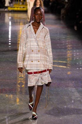 PFW - Chanel Runway LZ A model walks the runway during the Chanel Winter 2026-2027 show as part of Paris Fashion Week on March 09, 2026 at Grand Palais in Paris, France. Photo by Laurent Zabulon ABACAPRESS.COM  Copyright: xZabulonxLaurent ABACAx