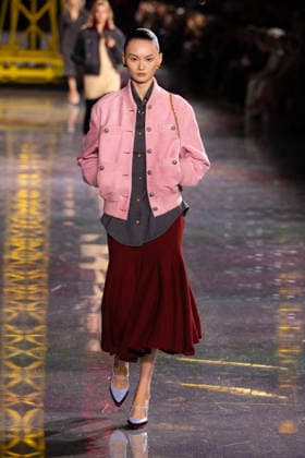 PFW - Chanel Runway LZ He Cong walks the runway during the Chanel Winter 2026-2027 show as part of Paris Fashion Week on March 09, 2026 at Grand Palais in Paris, France. Photo by Laurent Zabulon ABACAPRESS.COM Paris  Copyright: xZabulonxLaurent ABACAx