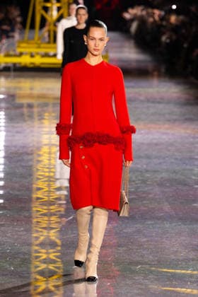 PFW - Chanel Runway LZ Vika Evseeva walks the runway during the Chanel Winter 2026-2027 show as part of Paris Fashion Week on March 09, 2026 at Grand Palais in Paris, France. Photo by Laurent Zabulon ABACAPRESS.COM Paris  Copyright: xZabulonxLaurent ABACAx