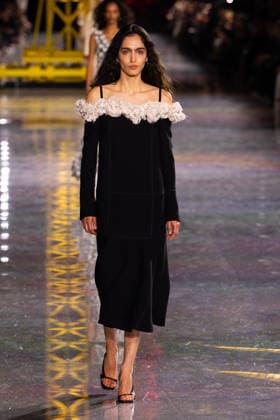 PFW - Chanel Runway LZ A model walks the runway during the Chanel Winter 2026-2027 show as part of Paris Fashion Week on March 09, 2026 at Grand Palais in Paris, France. Photo by Laurent Zabulon ABACAPRESS.COM  Copyright: xZabulonxLaurent ABACAx