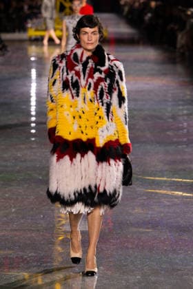 PFW - Chanel Runway LZ A model walks the runway during the Chanel Winter 2026-2027 show as part of Paris Fashion Week on March 09, 2026 at Grand Palais in Paris, France. Photo by Laurent Zabulon ABACAPRESS.COM  Copyright: xZabulonxLaurent ABACAx