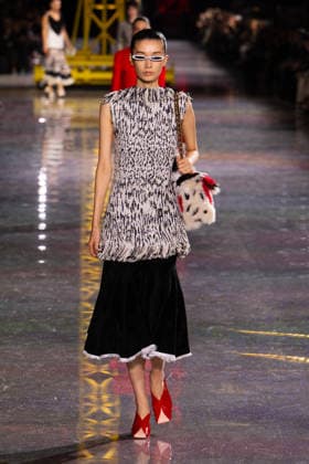 PFW - Chanel Runway LZ A model walks the runway during the Chanel Winter 2026-2027 show as part of Paris Fashion Week on March 09, 2026 at Grand Palais in Paris, France. Photo by Laurent Zabulon ABACAPRESS.COM  Copyright: xZabulonxLaurent ABACAx