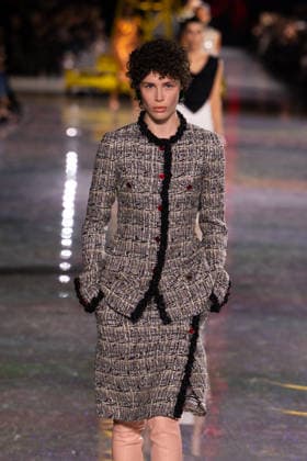 PFW - Chanel Runway LZ A model walks the runway during the Chanel Winter 2026-2027 show as part of Paris Fashion Week on March 09, 2026 at Grand Palais in Paris, France. Photo by Laurent Zabulon ABACAPRESS.COM  Copyright: xZabulonxLaurent ABACAx