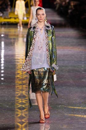 PFW - Chanel Runway LZ Penelope Ternes walks the runway during the Chanel Winter 2026-2027 show as part of Paris Fashion Week on March 09, 2026 at Grand Palais in Paris, France. Photo by Laurent Zabulon ABACAPRESS.COM Paris  Copyright: xZabulonxLaurent ABACAx