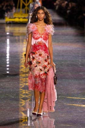 PFW - Chanel Runway LZ A model walks the runway during the Chanel Winter 2026-2027 show as part of Paris Fashion Week on March 09, 2026 at Grand Palais in Paris, France. Photo by Laurent Zabulon ABACAPRESS.COM  Copyright: xZabulonxLaurent ABACAx