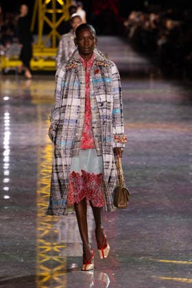 PFW - Chanel Runway LZ A model walks the runway during the Chanel Winter 2026-2027 show as part of Paris Fashion Week on March 09, 2026 at Grand Palais in Paris, France. Photo by Laurent Zabulon ABACAPRESS.COM  Copyright: xZabulonxLaurent ABACAx