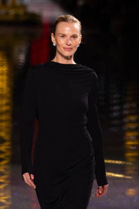 PFW - Chanel Runway LZ Anne Vyalitsyna walks the runway during the Chanel Winter 2026-2027 show as part of Paris Fashion Week on March 09, 2026 at Grand Palais in Paris, France. Photo by Laurent Zabulon ABACAPRESS.COM Paris  Copyright: xZabulonxLaurent ABACAx