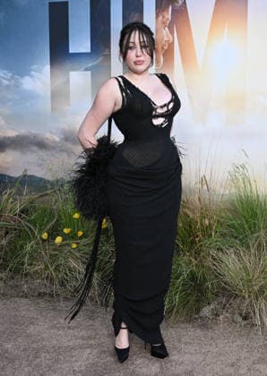 ˜Reminders of Him™ Premiere Noah Cyrus arriving to Universal Pictures premiere of Reminders of Him held at the Hollywood Legion Theater at Post 43 on March 09, 2026 in Los Angeles, CA. Los Angeles Hollywood Legion Theater at Post California USA Copyright: xLISAxOConnorx xAFF-USA.comx