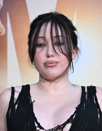 ˜Reminders of Him™ Premiere Noah Cyrus arriving to Universal Pictures premiere of Reminders of Him held at the Hollywood Legion Theater at Post 43 on March 09, 2026 in Los Angeles, CA. Los Angeles Hollywood Legion Theater at Post California USA Copyright: xLISAxOConnorx xAFF-USA.comx