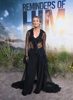 ˜Reminders of Him™ Premiere Lainey Wilson arriving to Universal Pictures premiere of Reminders of Him held at the Hollywood Legion Theater at Post 43 on March 09, 2026 in Los Angeles, CA. Los Angeles Hollywood Legion Theater at Post California USA Copyright: xLISAxOConnorx xAFF-USA.comx