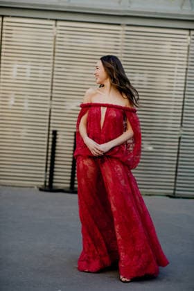 PFW - Zimmermann Street Style Street style, Alycia Debnam-Carey arriving at Zimmermann Fall-Winter 2026-2027 ready-to-wear show, held at the Carreau du Temple, Paris, France, on March 9th, 2026. Photo by Marie-Paola Bertrand-Hillion ABACAPRESS.COM  Copyright: xBertrand-HillionxMarie-Paola ABACAx