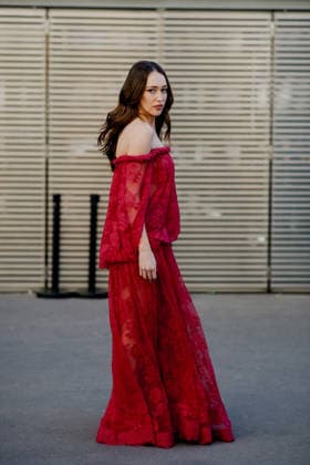 PFW - Zimmermann Street Style Street style, Alycia Debnam-Carey arriving at Zimmermann Fall-Winter 2026-2027 ready-to-wear show, held at the Carreau du Temple, Paris, France, on March 9th, 2026. Photo by Marie-Paola Bertrand-Hillion ABACAPRESS.COM  Copyright: xBertrand-HillionxMarie-Paola ABACAx